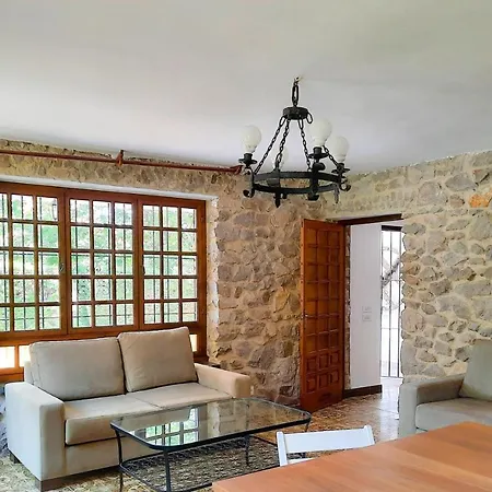 Prau Llagar, Megustarural Vakantiehuis *